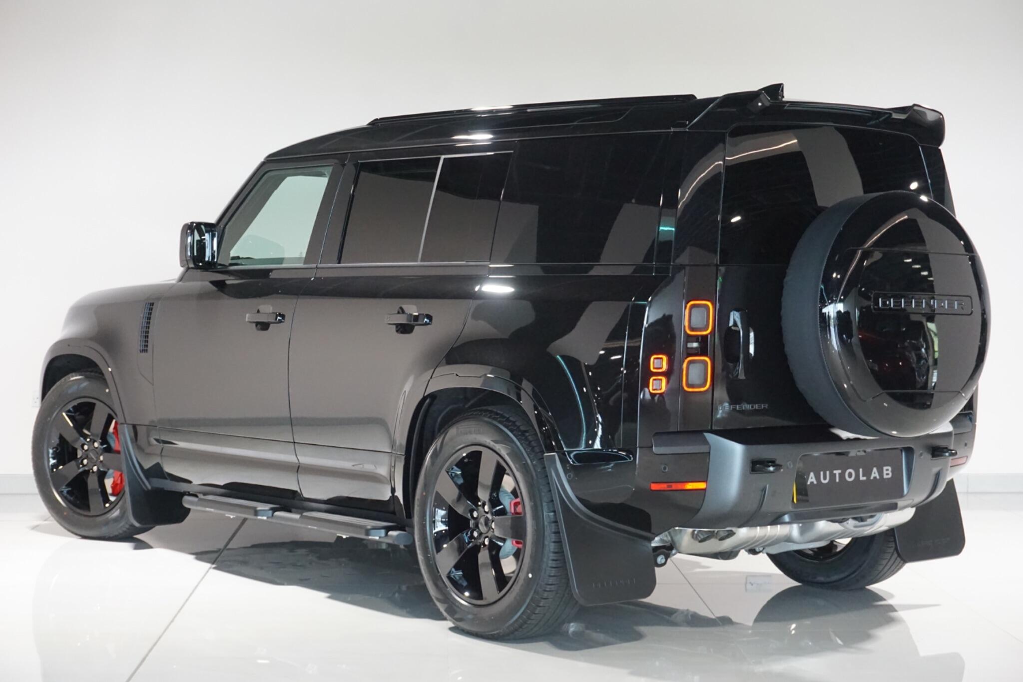 Land Rover Defender 110 3.0 D350 MHEV X-Dynamic HSE Hard Top SUV 5dr Diesel Auto 4WD MWB Euro 6 (s/s) (350 ps)